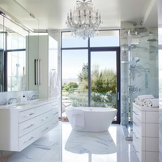 Contemporary Hillside Residence | Vouzzy