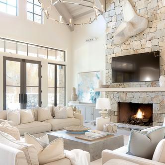 Lake House Retreat | Vouzzy