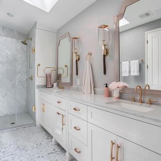Marble Master Bathroom in San Diego | Vouzzy