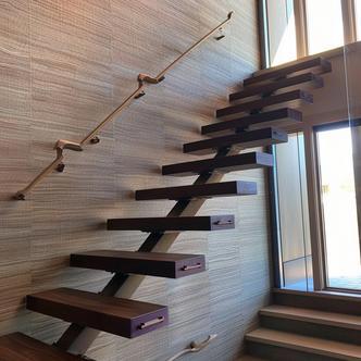Residential Staircase, Entry & Hallway Wallcovering | Vouzzy