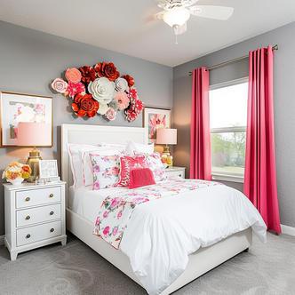 Transitional Bedroom | Vouzzy