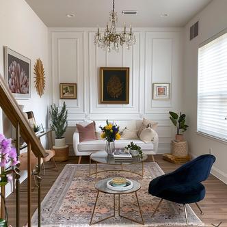 Transitional Living Room | Vouzzy